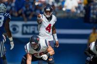 Texans quarterback Deshaun Watson gets ready to take a snap against the Colts in Week Four of the 2018 season.