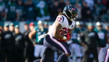 Former Texans running back D'onta Foreman carries the ball in a 2018 game against the Eagles.
