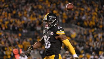 Le'Veon Bell of the Pittsburgh Steelers reacts after a 20 yard touchdown catch against the Ravens last year.