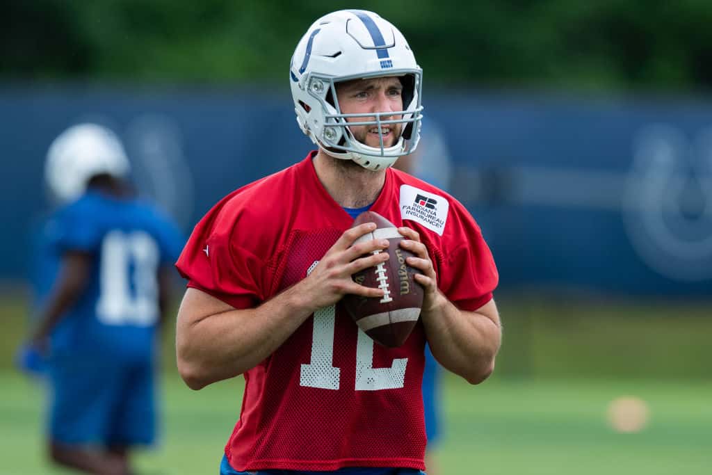 Colts Quarterback Andrew Luck throwing at minicamp in June