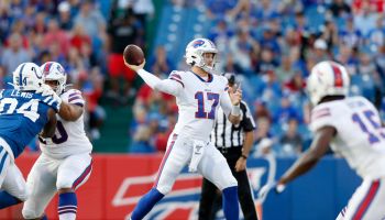 Bills QB-Josh Allen gets ready to throw against the Colts.