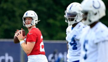 Colts QB-Carson Wentz throws at practice.