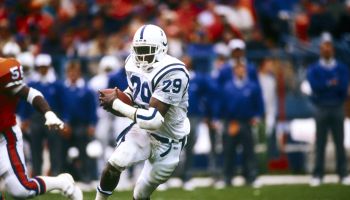 Hall of Fame running back Eric Dickerson cuts upfield as an Indianapolis Colt in a 14-3 loss to the Denver Broncos on 10/15/1989 in Denver's Mile High Stadium.