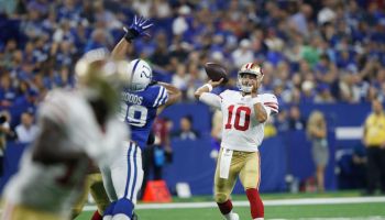 Jimmy G throws a pass against the Colts.