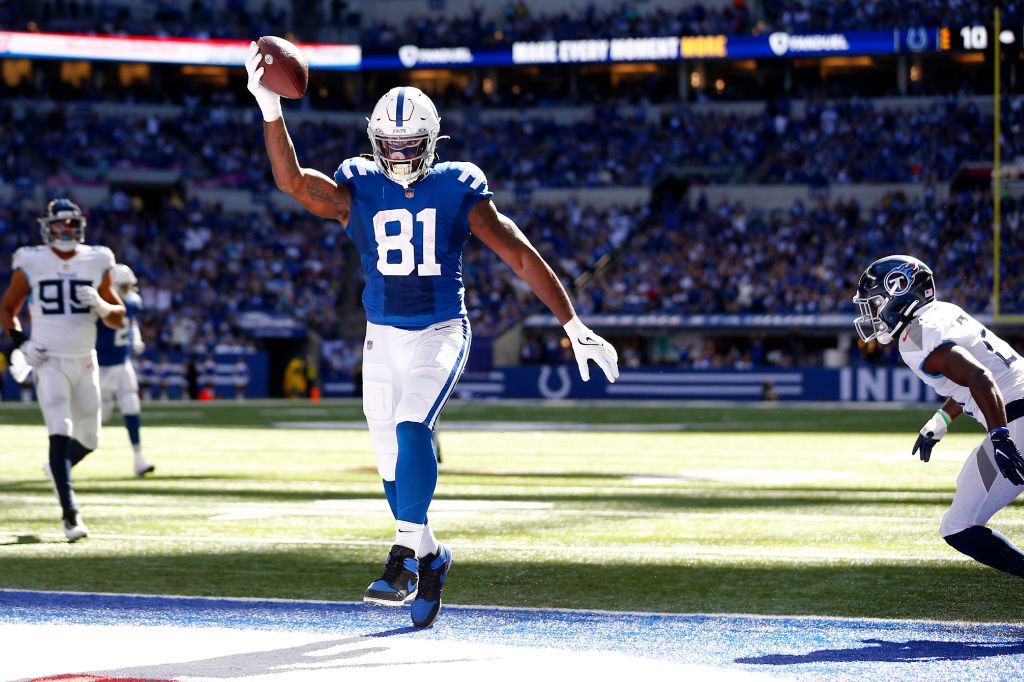 NFL: OCT 02 Titans at Colts