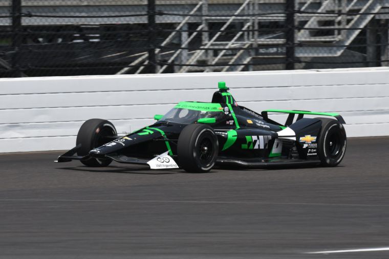 Callum Ilott (#77 Juncos Hollinger Racing) Dallara IR12 Chevrolet