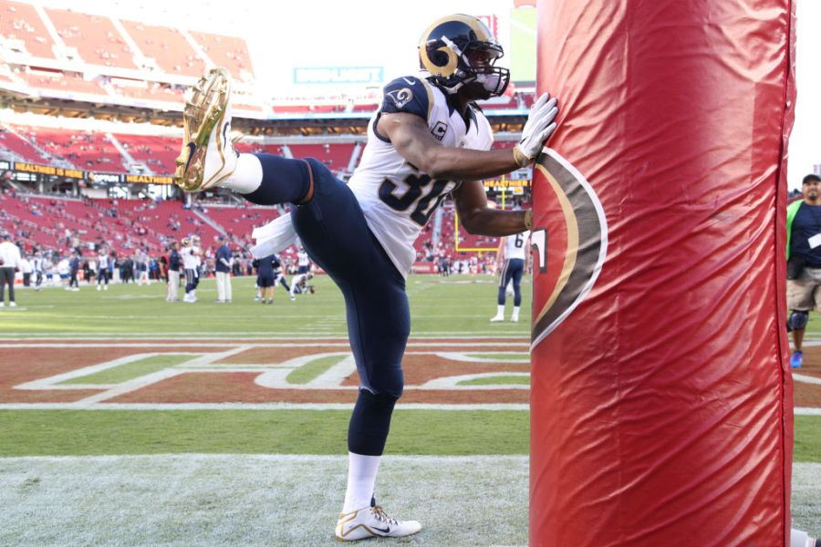 San Francisco 49ers v Los Angeles Rams