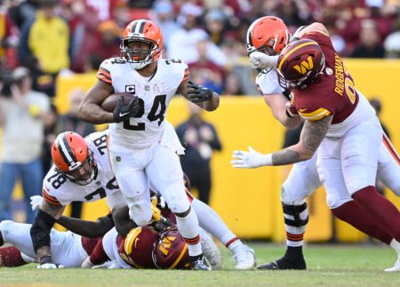NFL: Clevland Browns at Washington Commanders