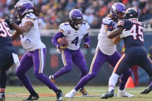 Minnesota Vikings v Chicago Bears