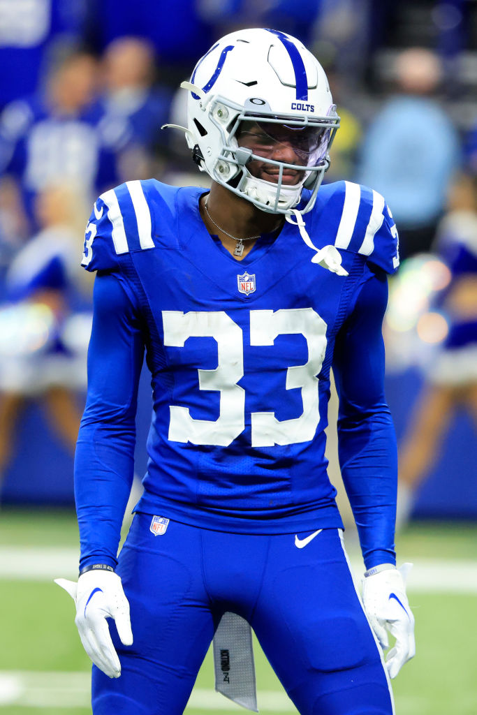 Settling Tight Ends, Cornerback