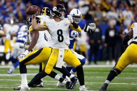 NFL: NOV 28 Steelers at Colts