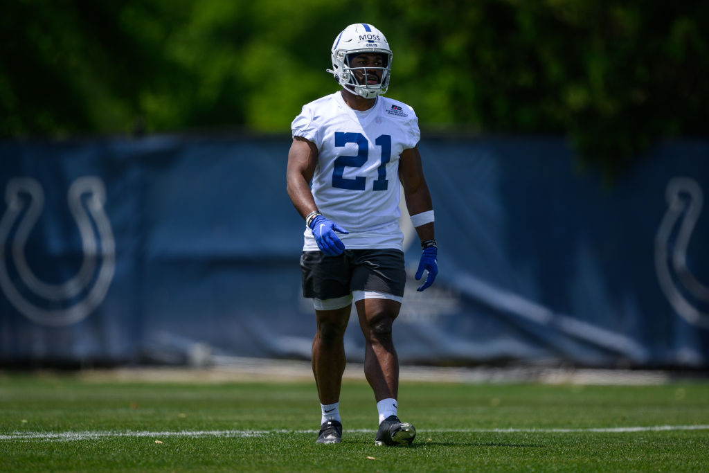 Colts running back Zack Moss breaks forearm during Monday practice