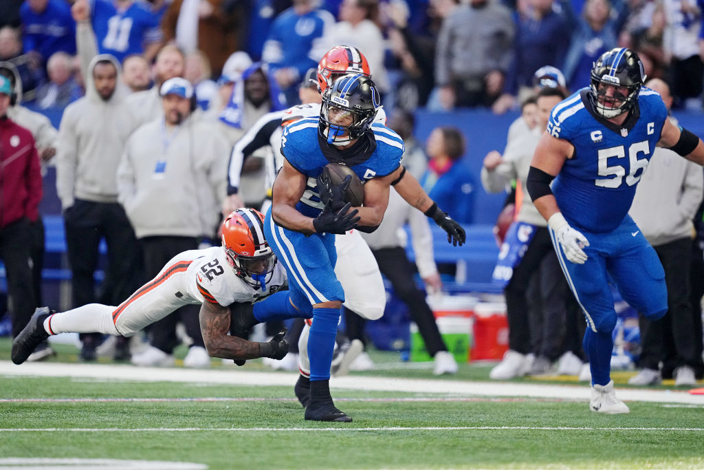 Cleveland Browns v Indianapolis Colts
