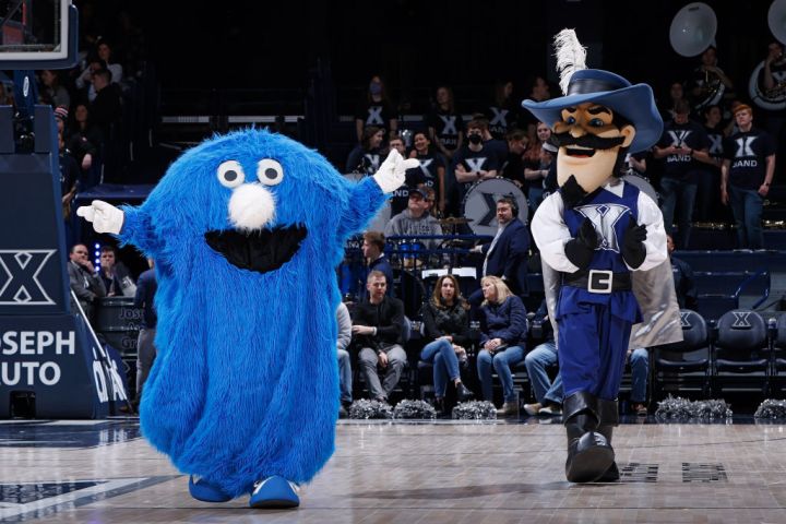 Xavier Musketeers mascots The Blue Blob and D'Artagnan the Musketeer