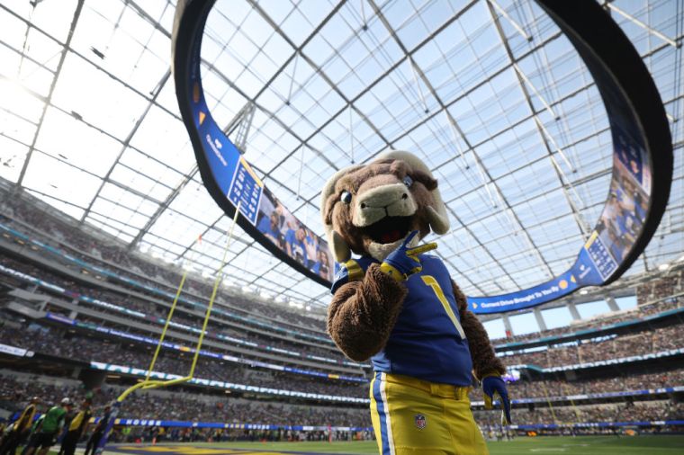 Los Angeles Rams – Rampage the Ram