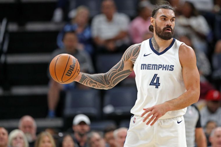 Steven Adams