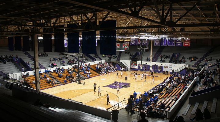 Muncie Fieldhouse | Capacity - 7,635