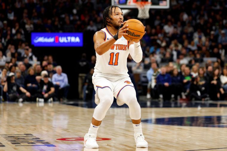 Jalen Brunson #11 of the New York Knicks