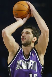 2003 | Peja Stojakovic (Kings)