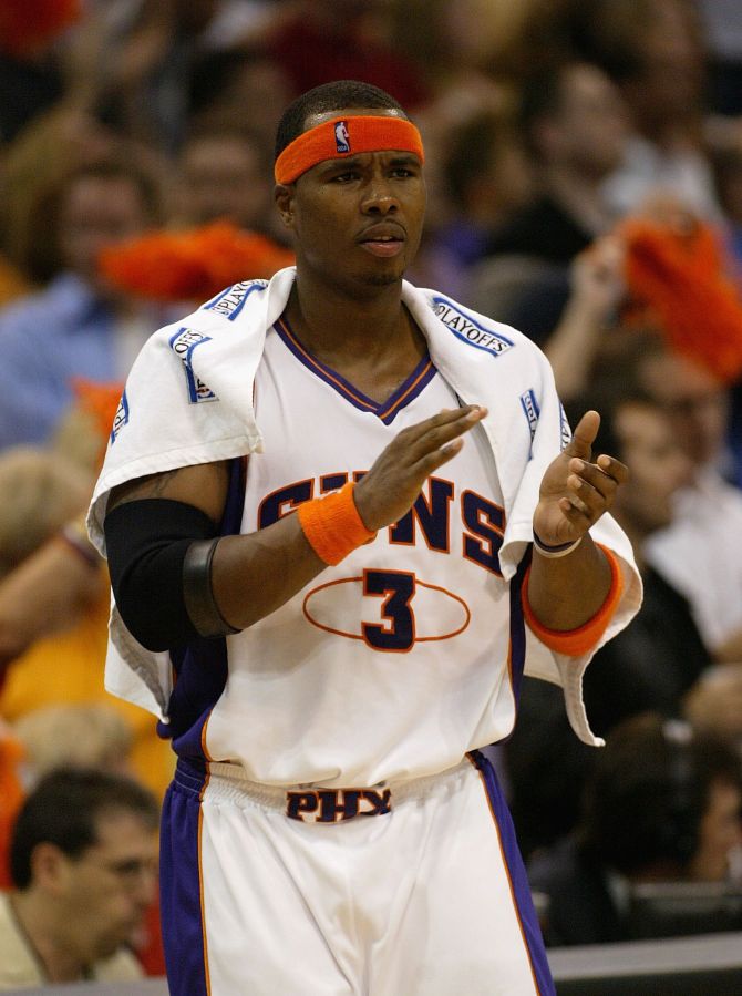 Dallas Mavericks v Phoenix Suns