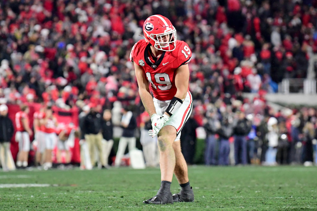 NFL.com’s Lance Zierlein: Pick No. 15: TE-Brock Bowers (Georgia)