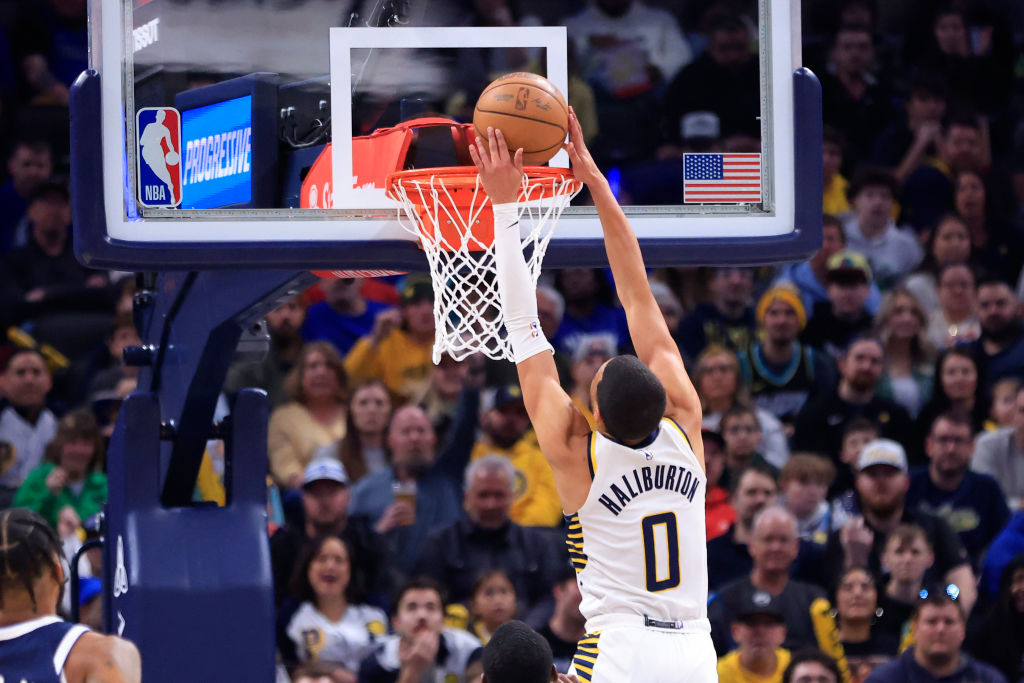Dallas Mavericks v Indiana Pacers