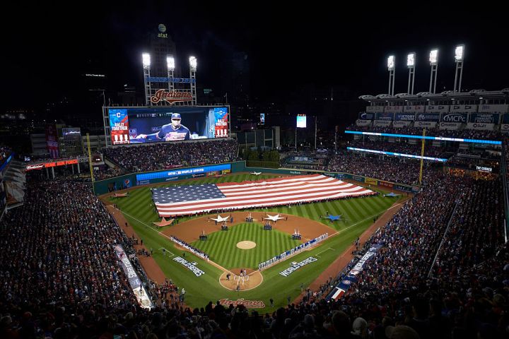 Cleveland Indians vs Chicago Cubs, 2016 World Series
