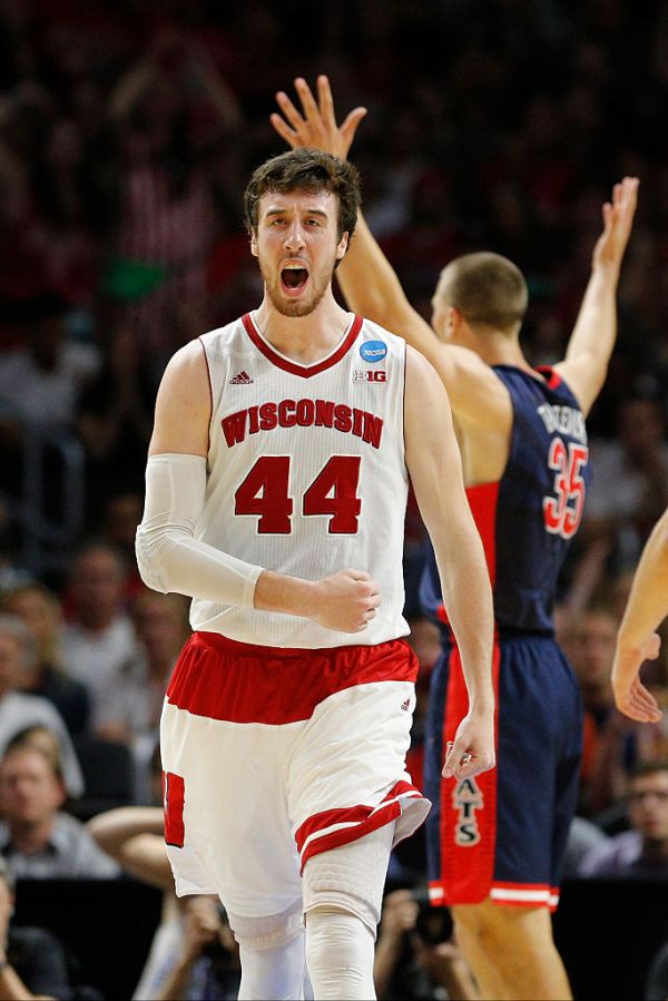 NCAA BASKETBALL: MAR 28 Div I Men's Championship - Elite Eight - Arizona v Wisconsin