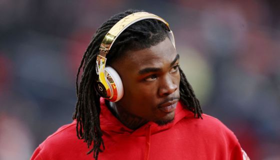 Chiefs Wide Receiver Wanted By Dallas Police After Major Car Accident