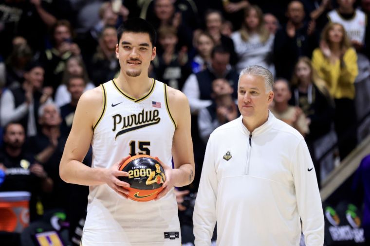 Photos of Zach Edey Because He Is "Just Tall"