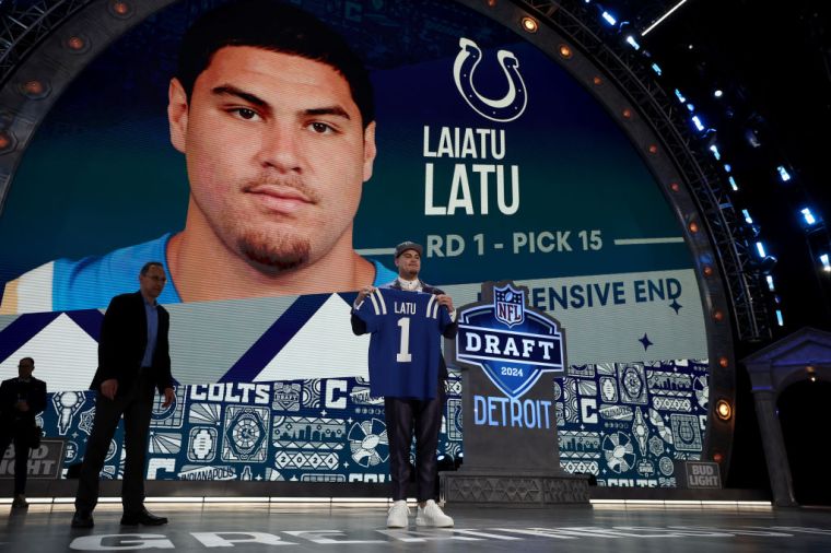 Laiatu Latu | DE | Indianapolis Colts