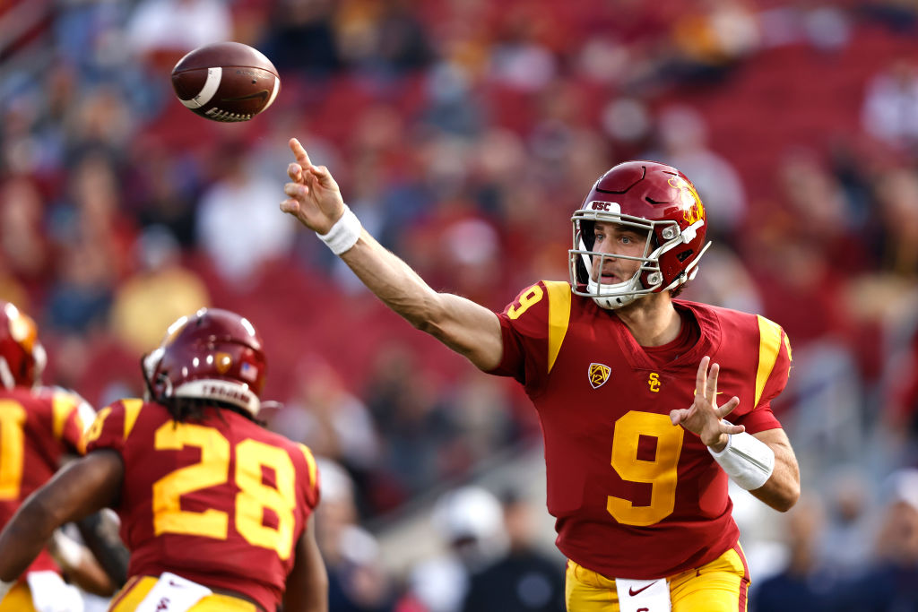 Arizona v USC