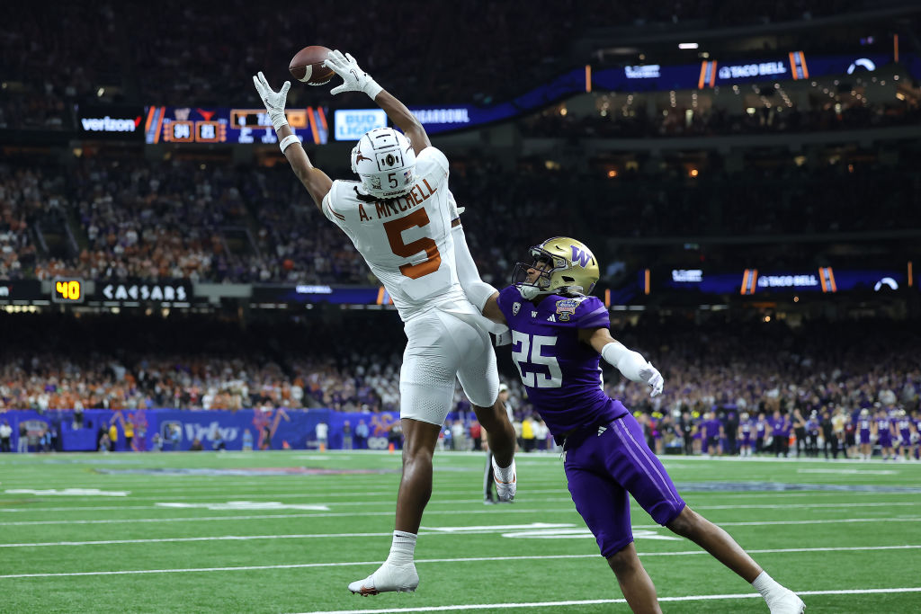(2) 52 - Adonai Mitchell - WR, Texas