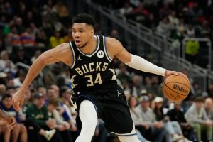 Giannis Antetokounmpo - Greek Freak