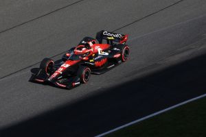 Inside Row 10 - Christian Lundgaard