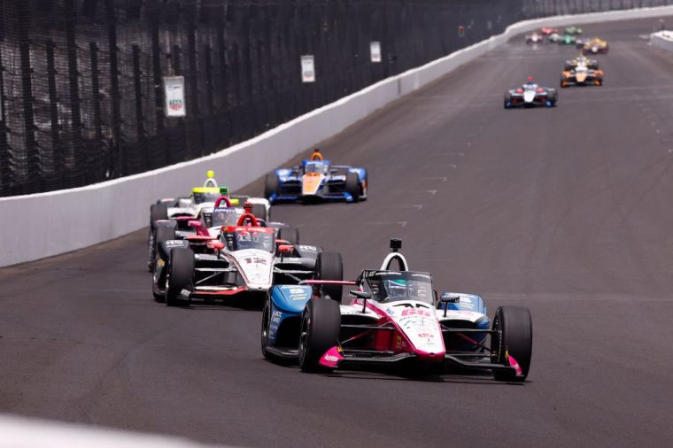 The race should last about 3-3.5 hours