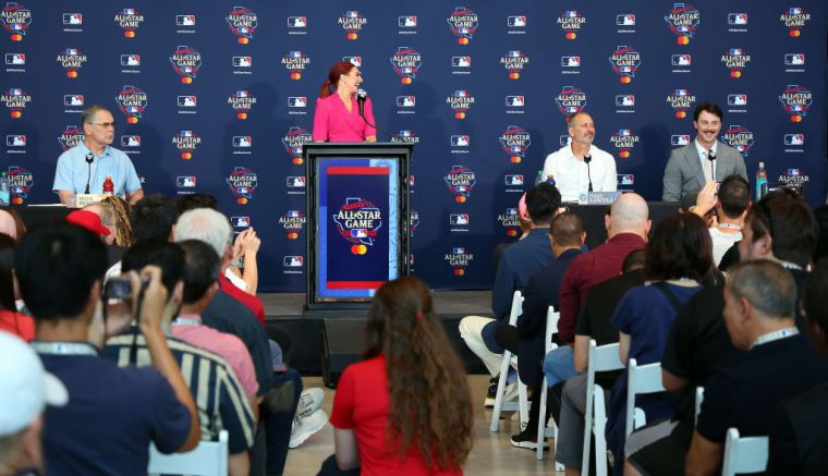 Recorded press conference about their season