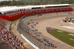 AUTO: JUL 23 IndyCar - Hy-VeeDeals.com 250