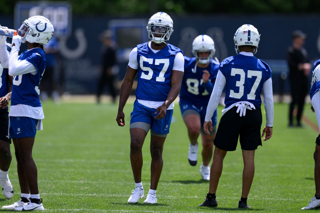 Linebackers (9): Austin Ajiake, Liam Anderson, Jaylon Carlies*, Zaire Franklin, Cameron McGrone, Segun Olubi, E.J. Speed, Grant Stuard, Craig Young*