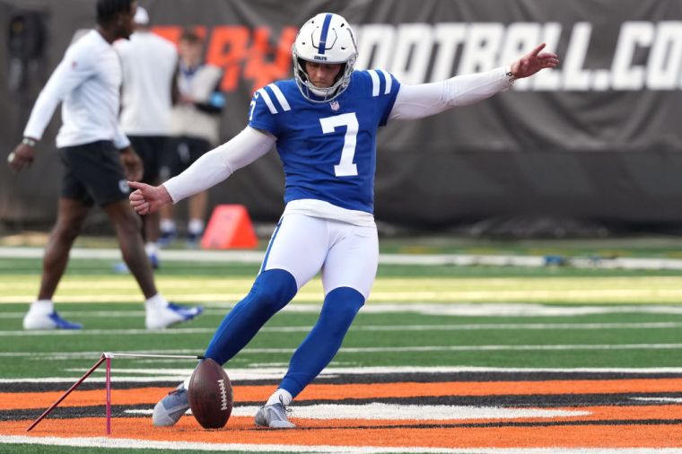 Specialists (3): K-Matt Gay, LS-Luke Rhodes, P-Rigoberto Sanchez