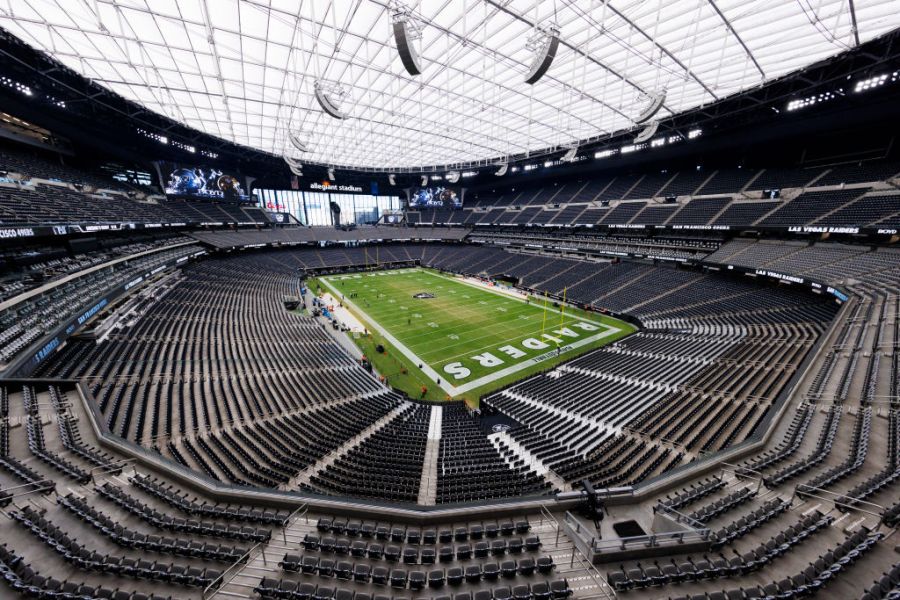 San Francisco 49ers v Las Vegas Raiders