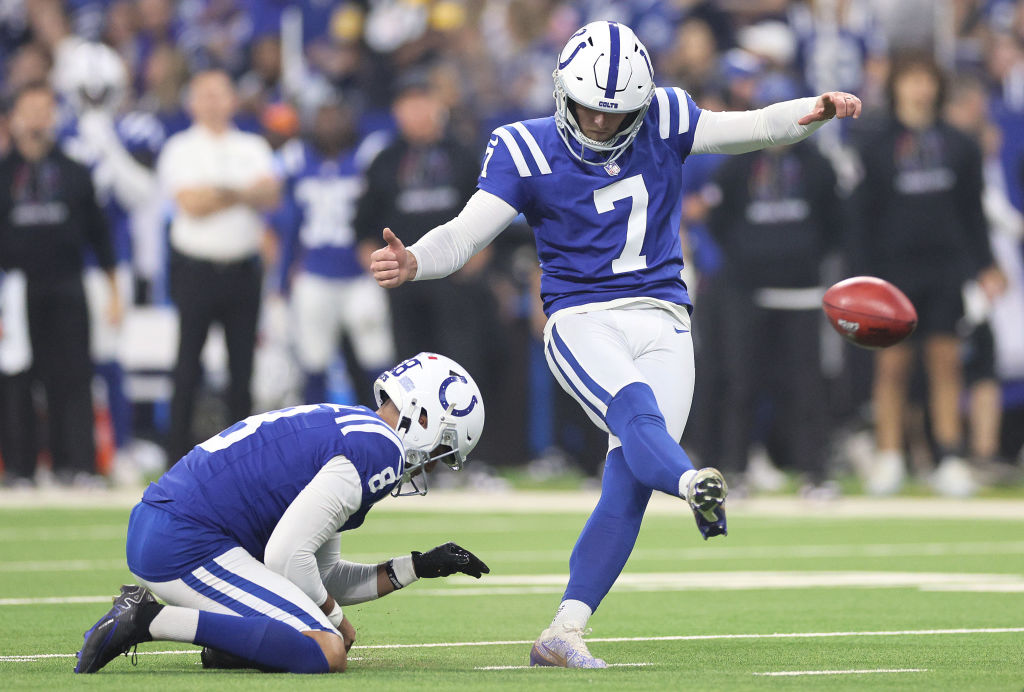 Pittsburgh Steelers v Indianapolis Colts