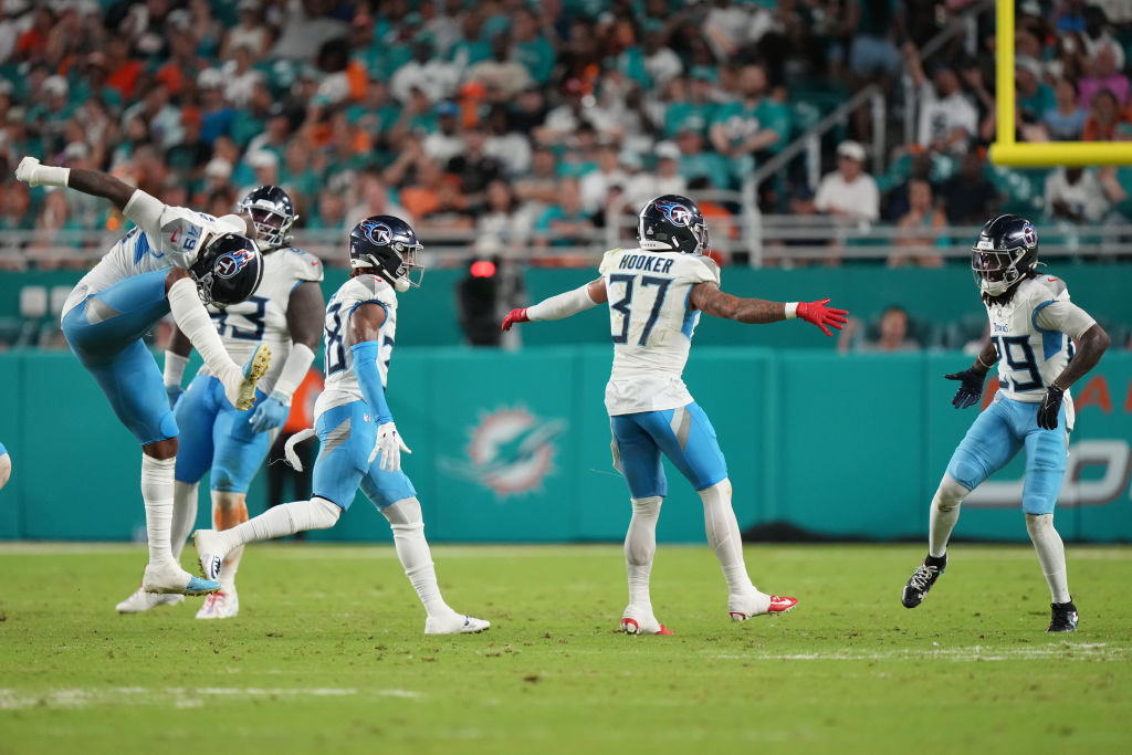 NFL: SEP 30 Titans at Dolphins