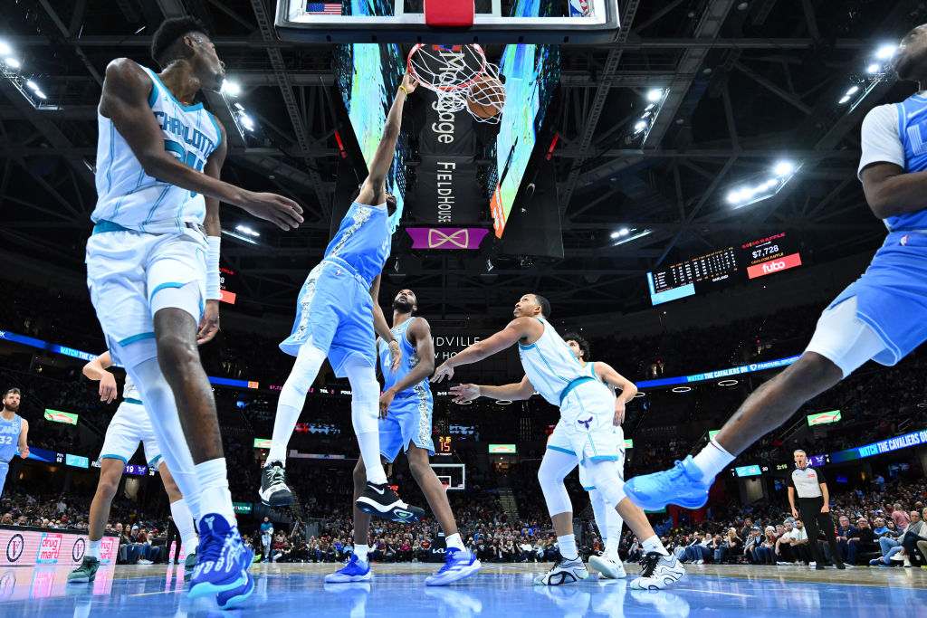 Charlotte Hornets v Cleveland Cavaliers