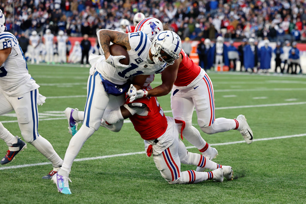 NFL: DEC 01 Colts at Patriots