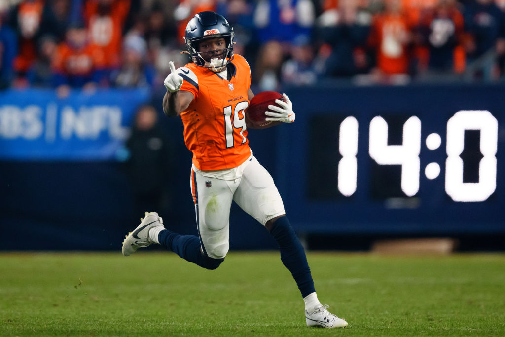 Indianapolis Colts v Denver Broncos