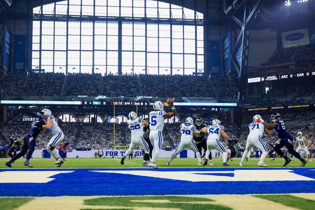 Tennessee Titans v Indianapolis Colts