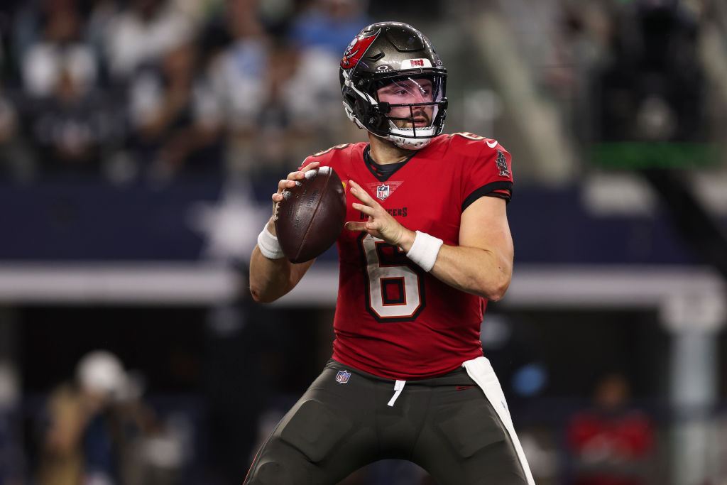 Tampa Bay Buccaneers v Dallas Cowboys