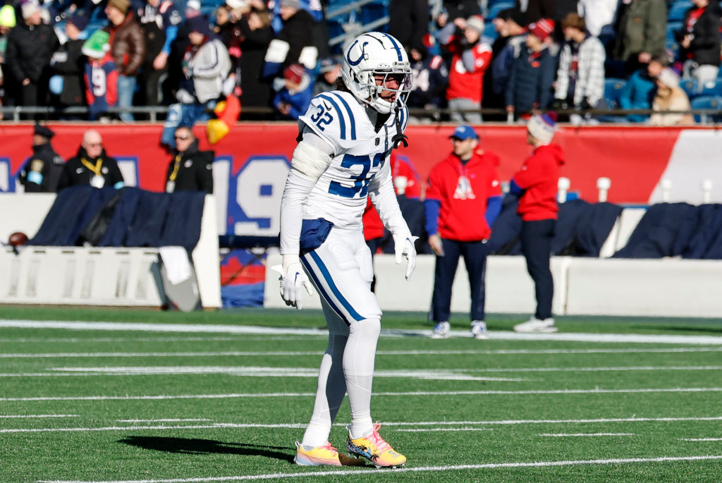 NFL: DEC 01 Colts at Patriots