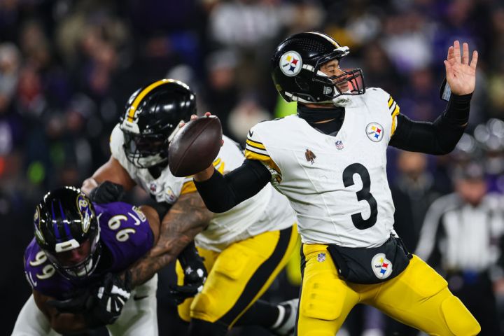 AFC Wild Card Playoffs: Pittsburgh Steelers v Baltimore Ravens